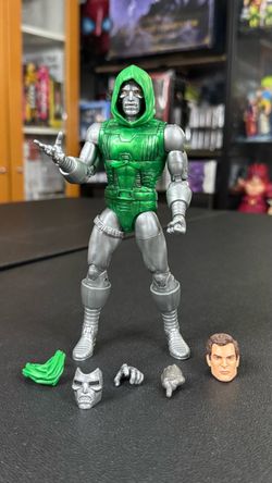 Marvel Legends dr doom
