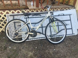 Schwinnn Bike For Sale !!