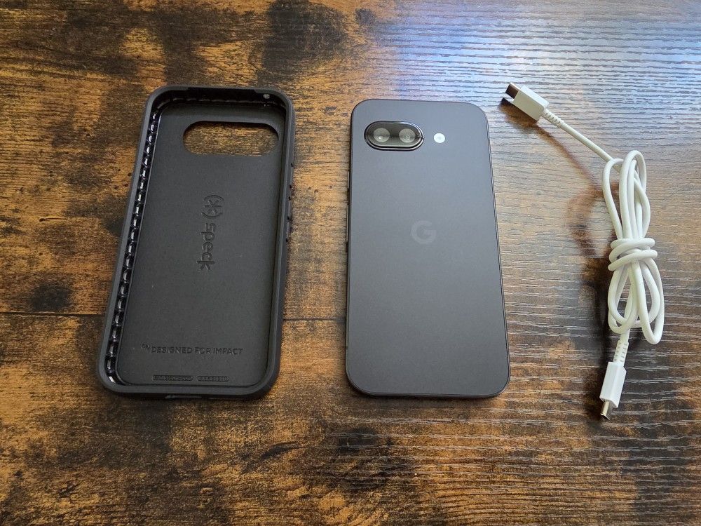 Google Pixel 9a Obsidian 128GB Unlocked With Case