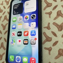 iPhone 13 128gb Factory Unlocked Already. (back Has A Crack Check Pics) 