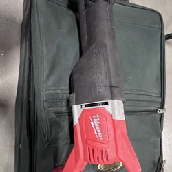 Milwaukee M18 Sawzall