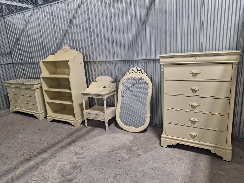 Lexington Betsy Cameron Bedroom Furniture Set Book Shelf Long And Tall Dresser Mirror Night Stand CC1001-001