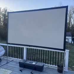 Draper 130” rear projection portable projector screen with hard rolling case