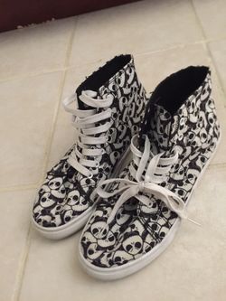 Jake skellington the nightmare before Christmas shoes