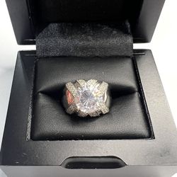 925 Sterling Silver CZ ladies ring size 8