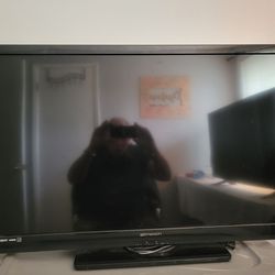 SAMSUNG 42 INCH COLOR TV