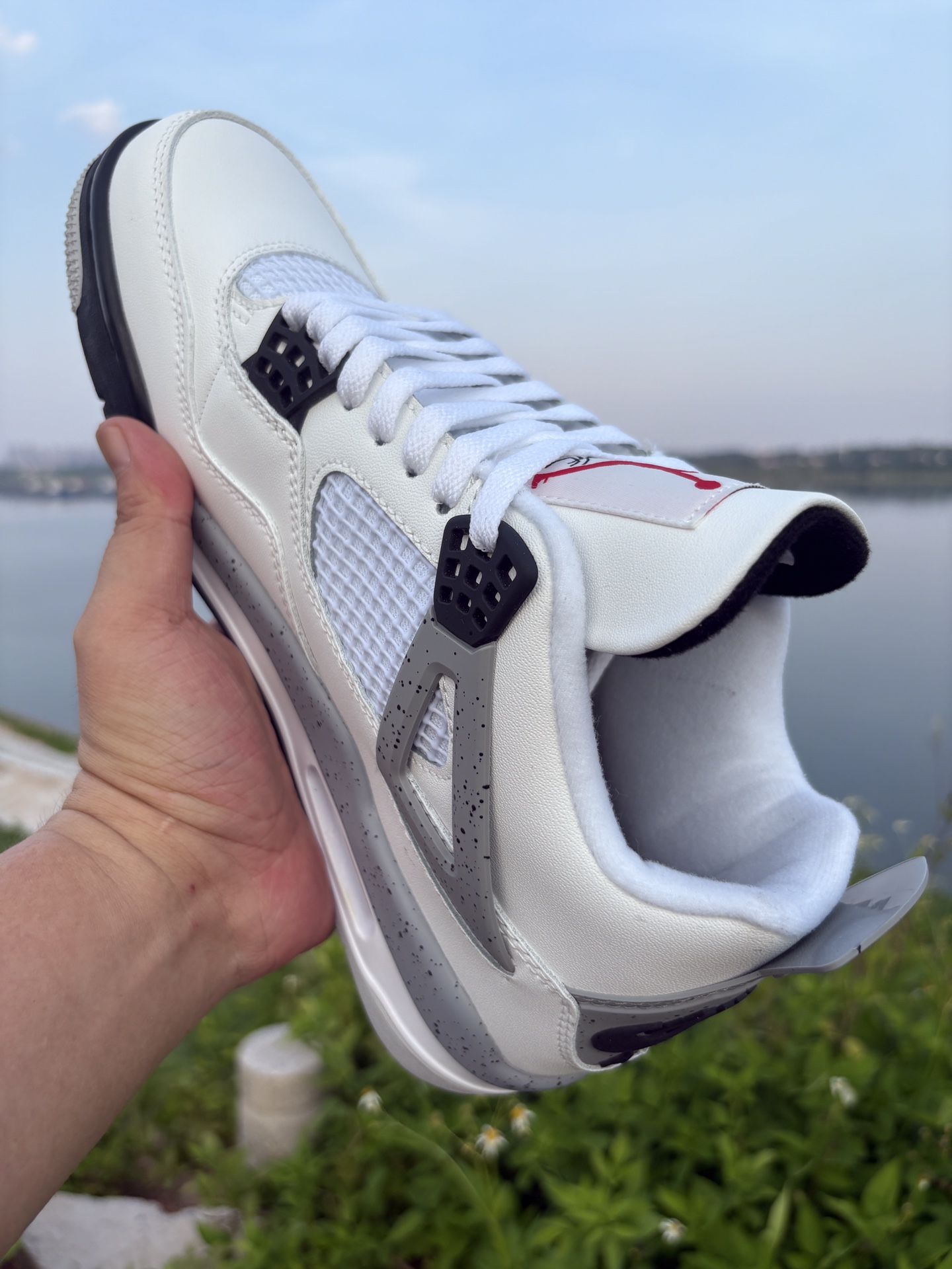 Jordan 4