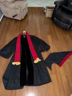 1940s vintage doctorate collegiate gown