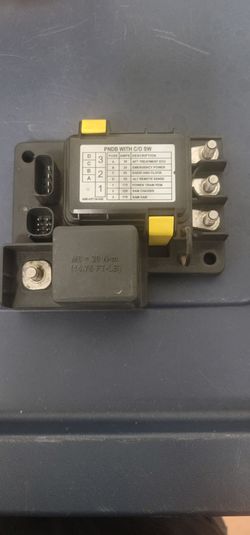 Freightliner/westernstar power supply with cut off switch