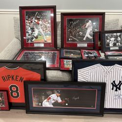 Baseball Autograph Lot - Ripken, Devers, Martinez 26 Autos