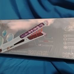 ROYALE SALON QUALITY HAIR STRAITENER FLAT IRON SEALED
