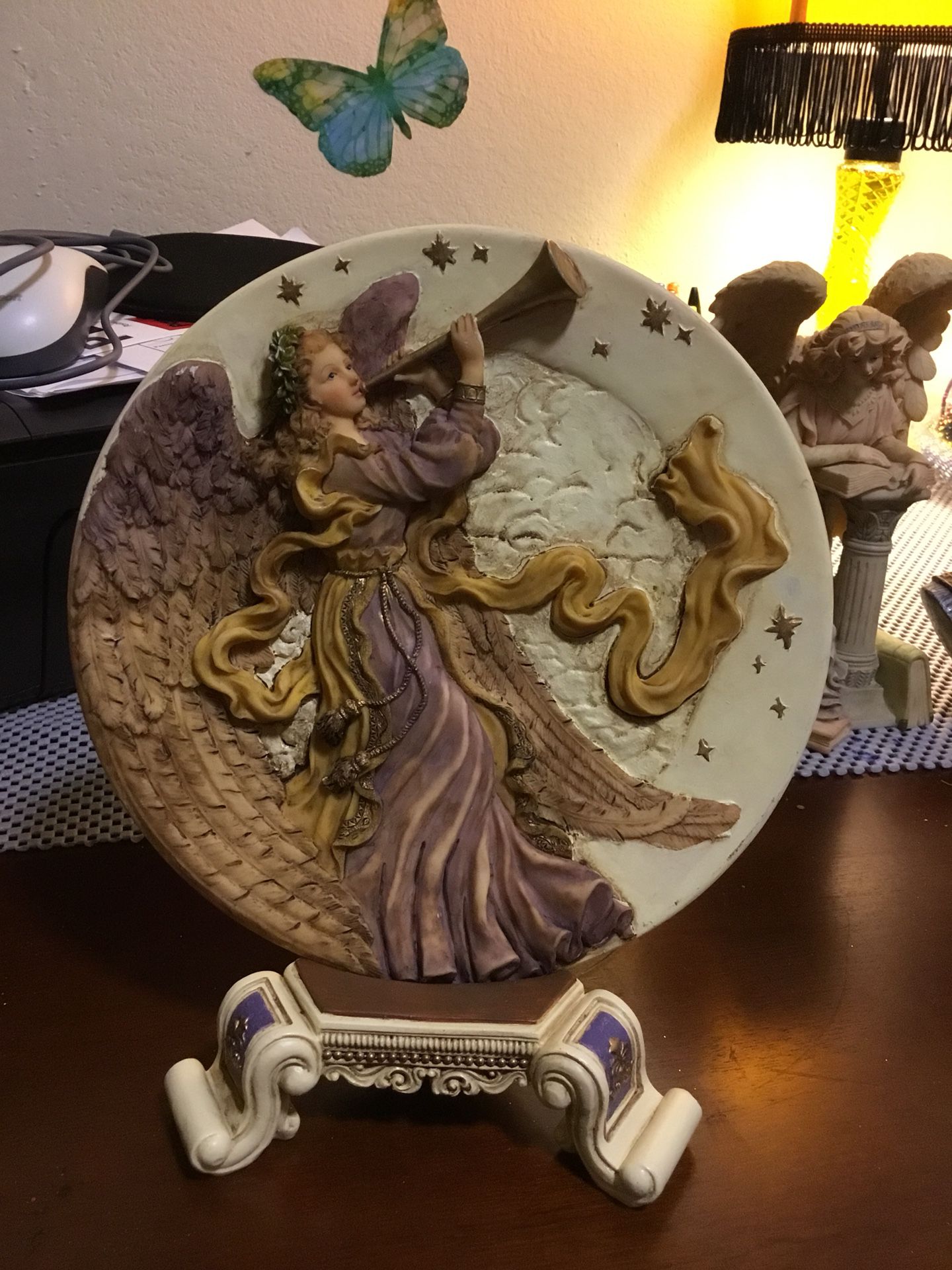 Angel plate holder