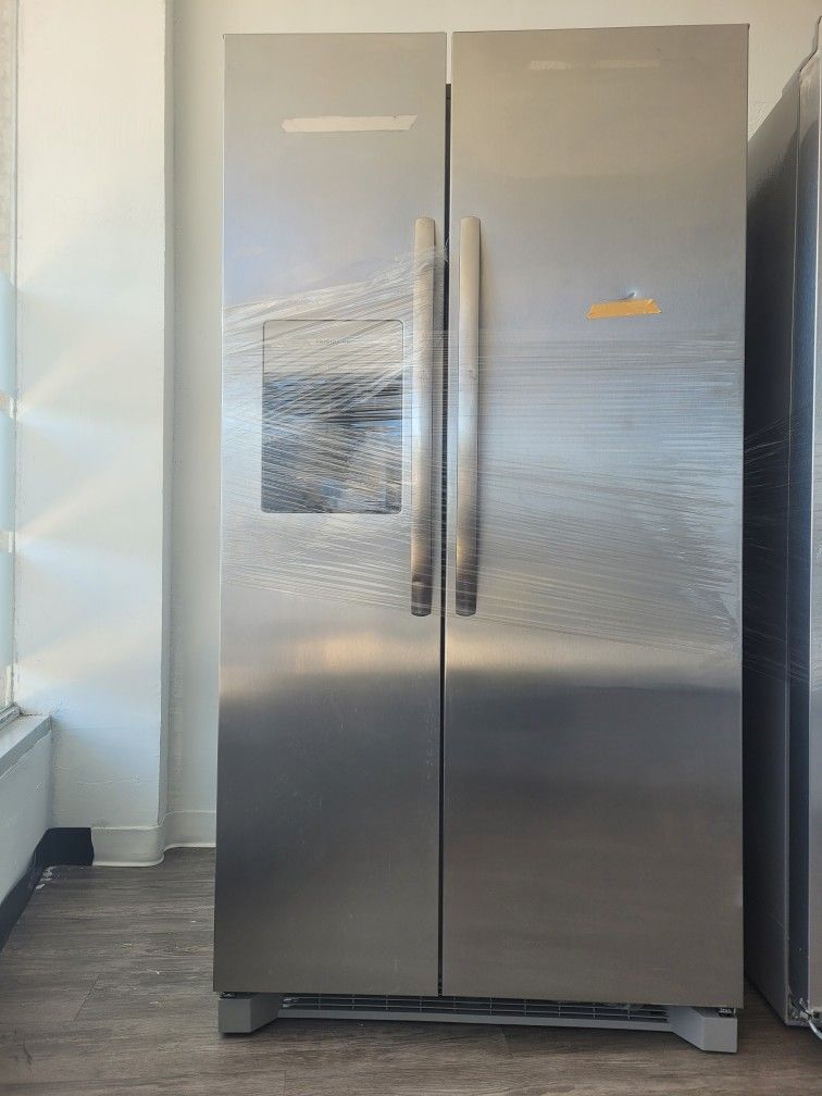 Frigidaire Refrigerator, Side By Side