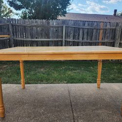 Dining table for Sale in Dallas, TX - OfferUp