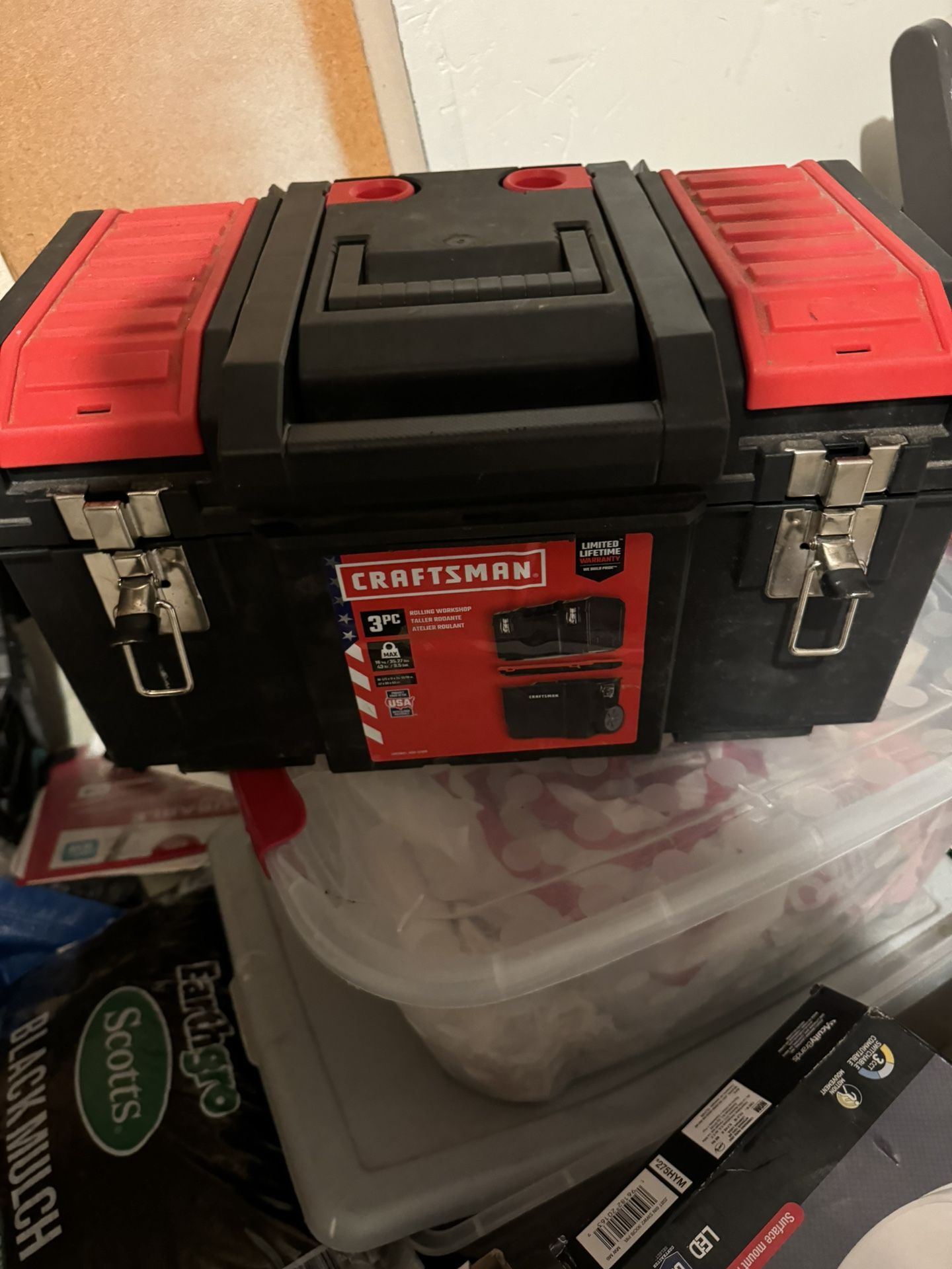 Craftsman tool box