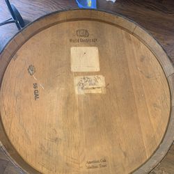 Oak Barrel With Round Table Top 