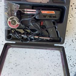 Weller 8200PKS 120-volt 140/100-watt Universal Soldering Gun Kit + soldering iron