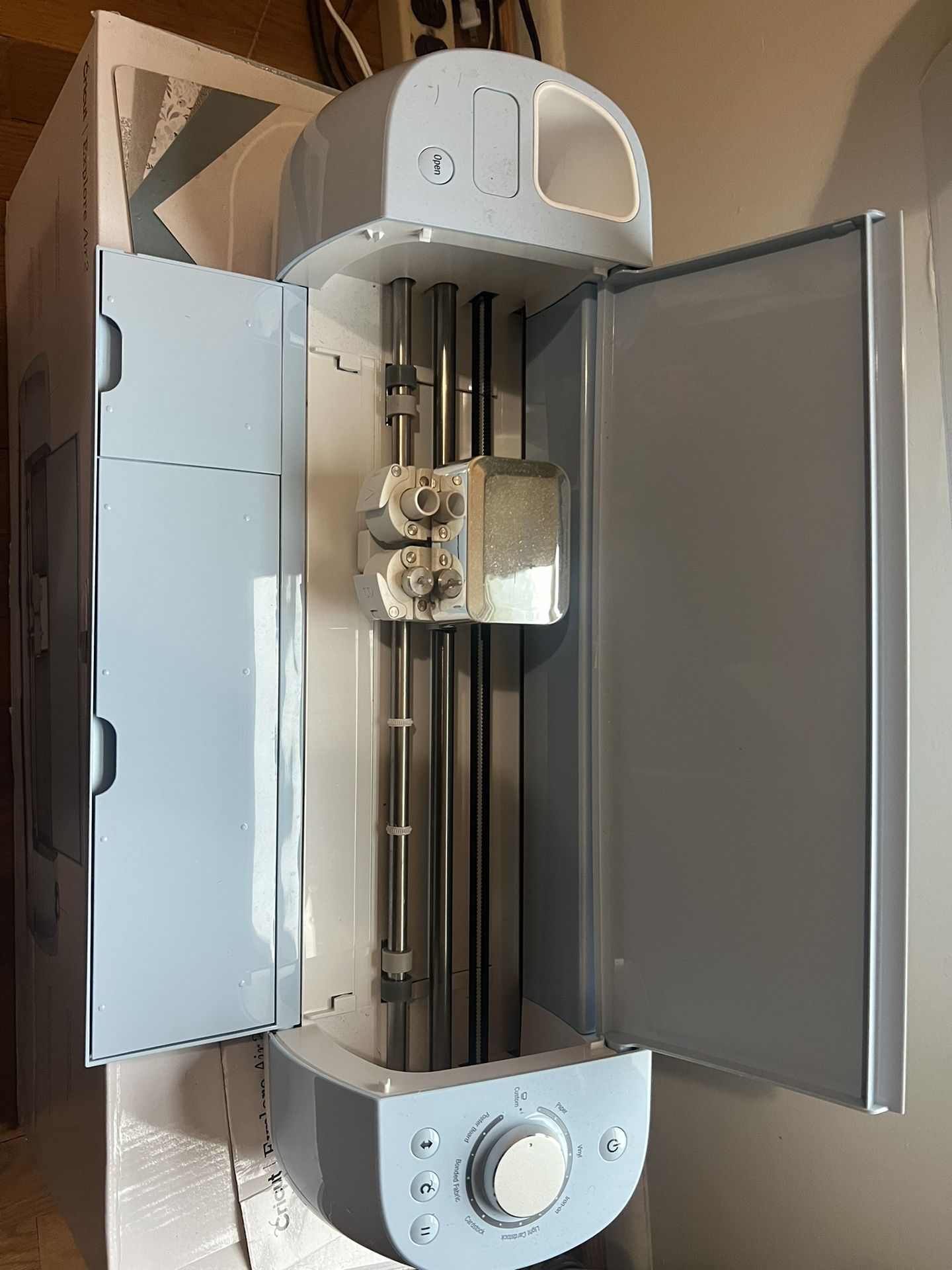 Cricut Explore Air 2
