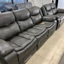 Same Day Delivery 🎁 
Holcroft Quarry Reclining Set Sofa And Loveseat 