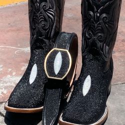 Stingray Boots