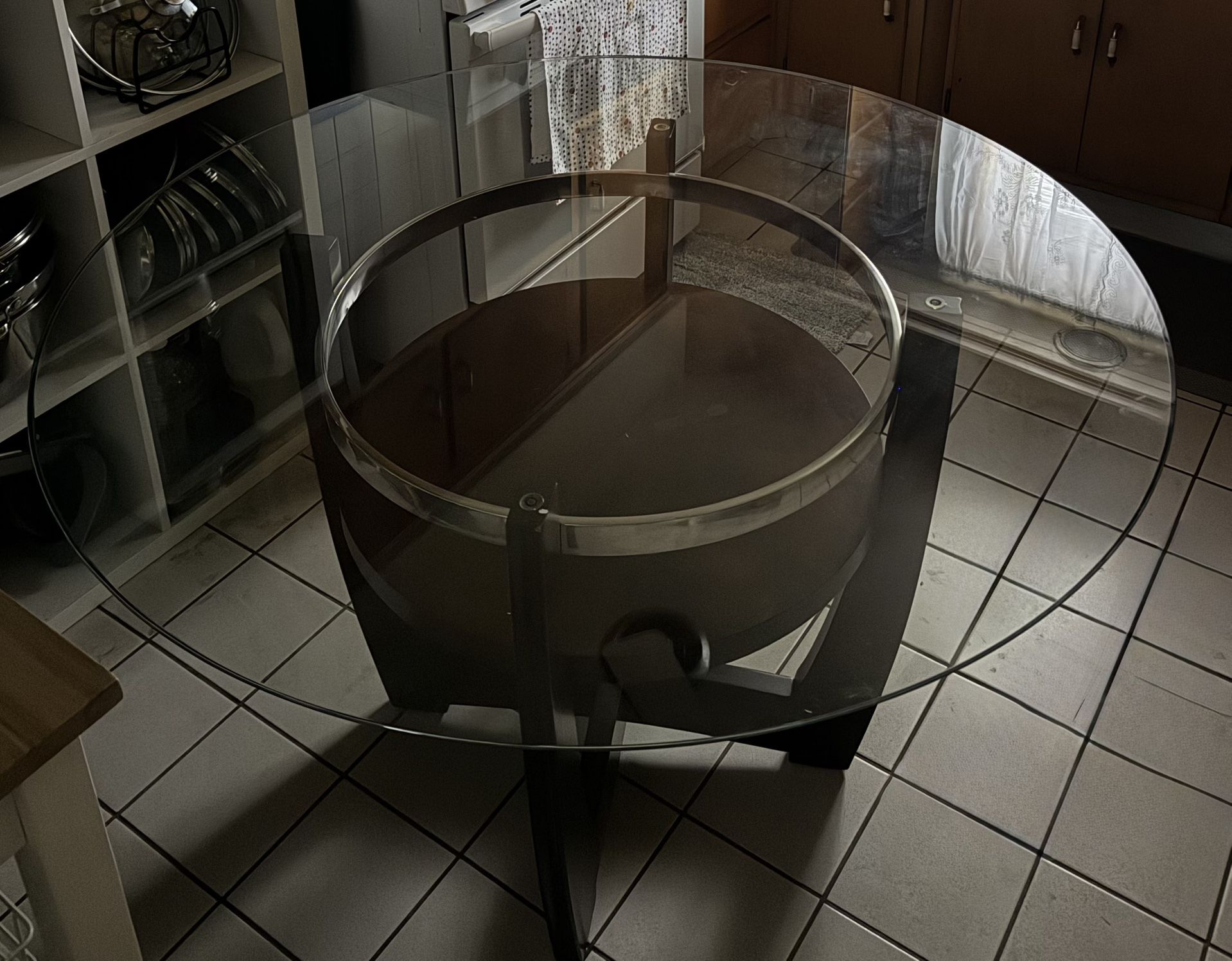 Round Glass Table
