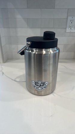 YETI Stainless Steel Insulated Jug 0.5 gallon