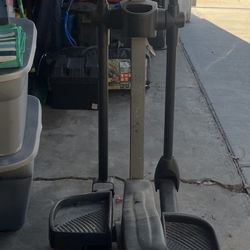 Golds Gym Elliptical 