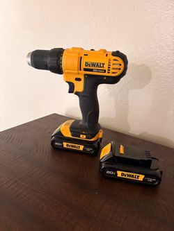 DEWALT 20V Max Cordless Drill Driver