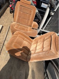 Nice front seats power seats 200 for both