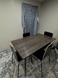 Dinning table