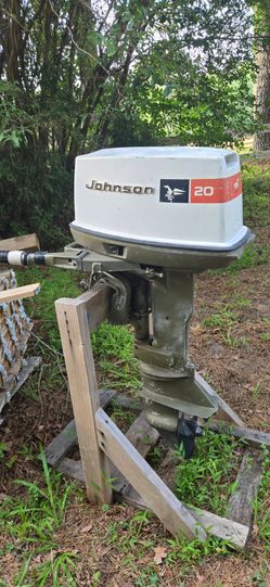 Johnson 20hp outboard motor