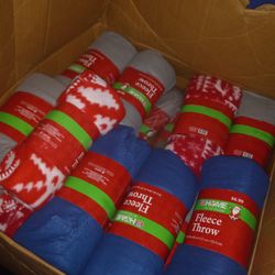 Christmas Blankets $5 Each How Many Do You Need