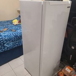 Upright Freezer Nevera 