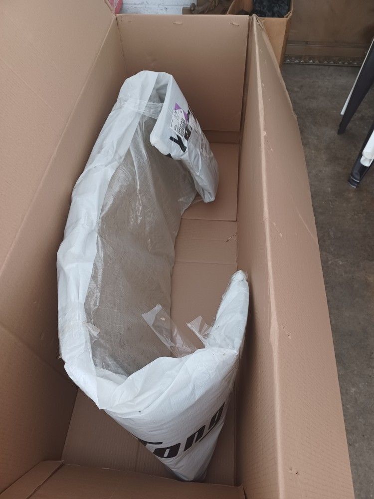 BRAND NEW FRONT BUMPER No delivery! 2012 CHEVY CRUZ