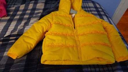 Girls infant coat size 12-24m