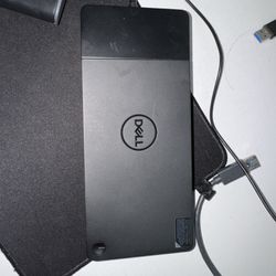 Dell 130W Laptop Computer Docking Station WD19S