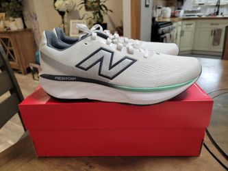 New Balance Fresh Foam 520 V9 (Mens: 11)