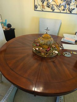 Dining room set: table and chairs
