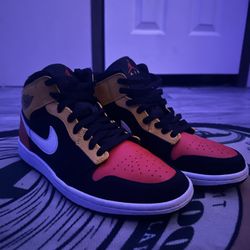 Jordan 1 Mid Black Amarillo Orange Size-8
