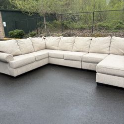 Beige Sectional Sofa With Chaise Excellent Condition