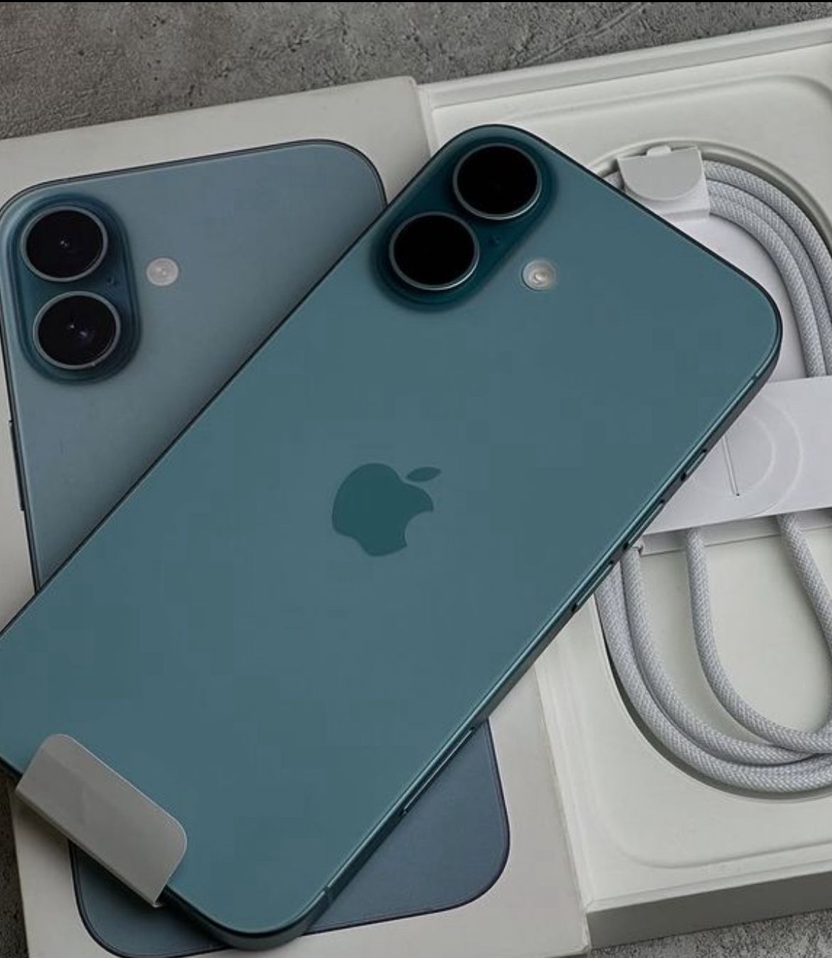 Anybody Willing To Give Me A iPhone 14 Pro Or Up For A Ps5