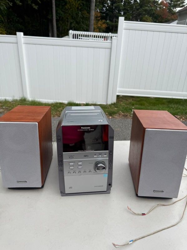 Panasonic SA-PM19 Stéréo System  5CD Changer Tape Player Am-Fm Radio CD