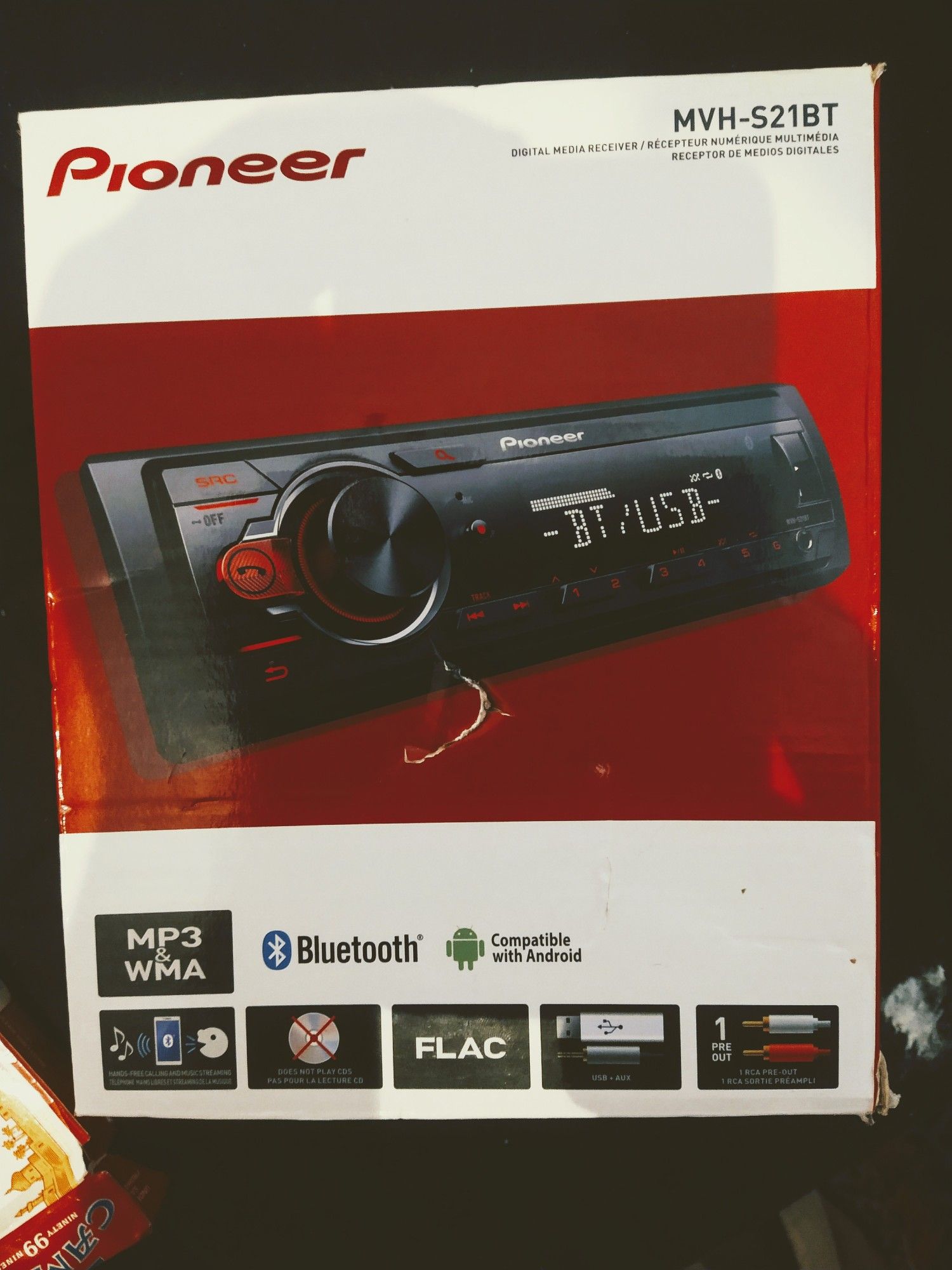 MVH-S21BT PIONEER IN-DASH STEREO SYSTEM. BRAND NEW. W/ BLUETOOTH, AUXILIARY PLUG, and USB CONNECTION