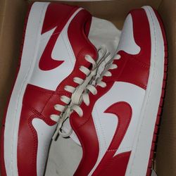 Air Jordan 1 Low Gym Red Size 11.5