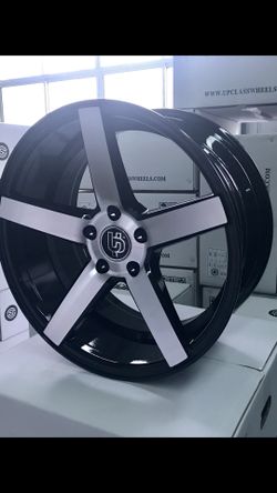 18” wheels 18x8.5 +30 5x114.3 only have 2 wheels