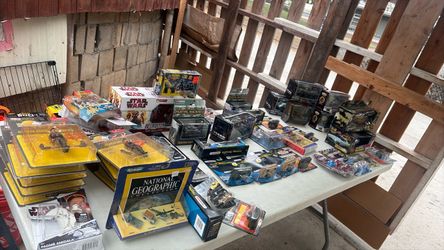 Mixed Lot of Collectible Toys and Figures
