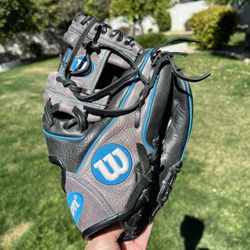 Wilson A1000 Baseball Glove