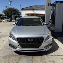 2017 Hyundai Sonata Hybrid