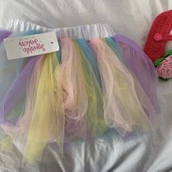 baby tutu rainbow for phpto shoot 6-12 Months and pink floral crocheted booties