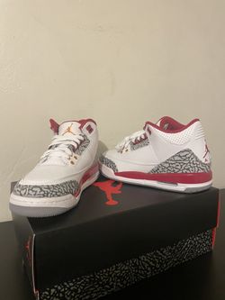 Air Jordan 3 Cardinal Size 4.5y